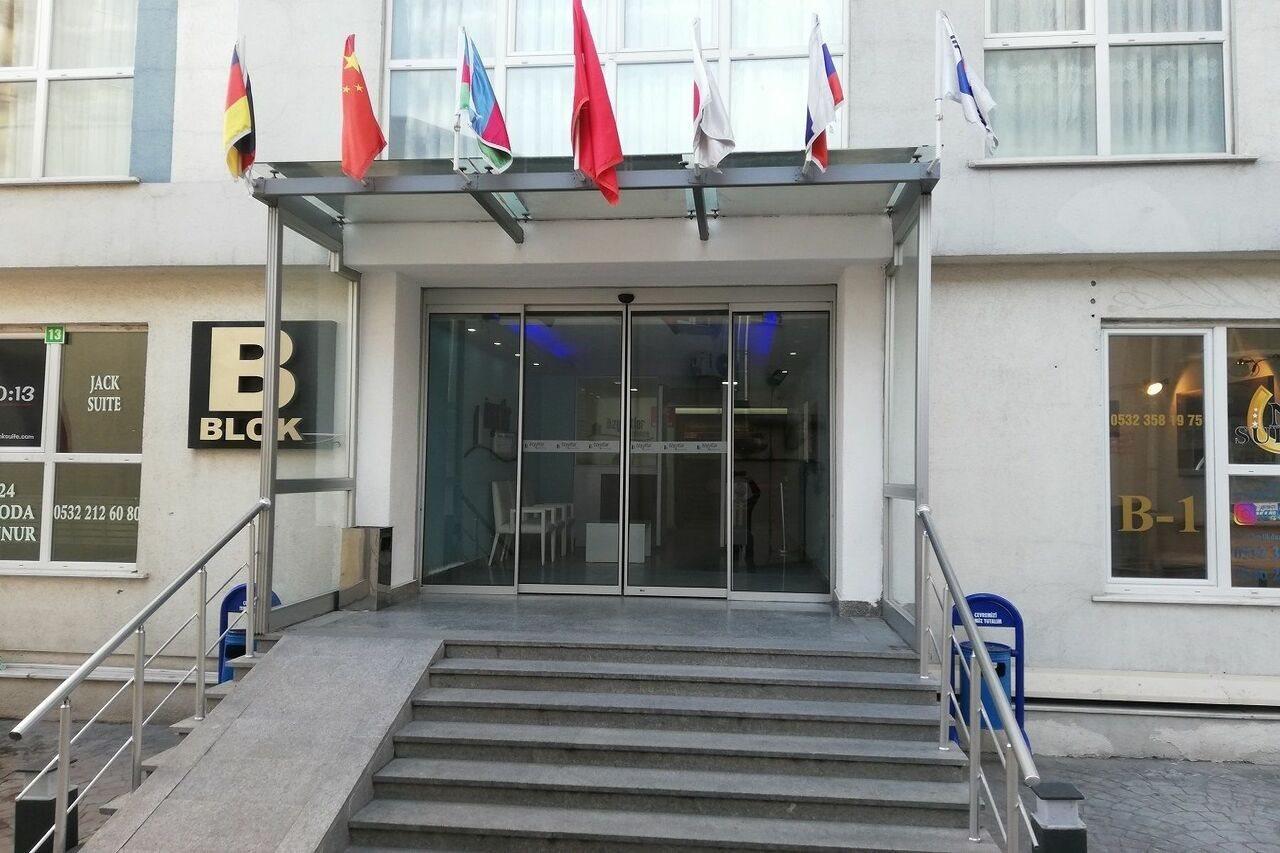 N Suites Истанбул Екстериор снимка